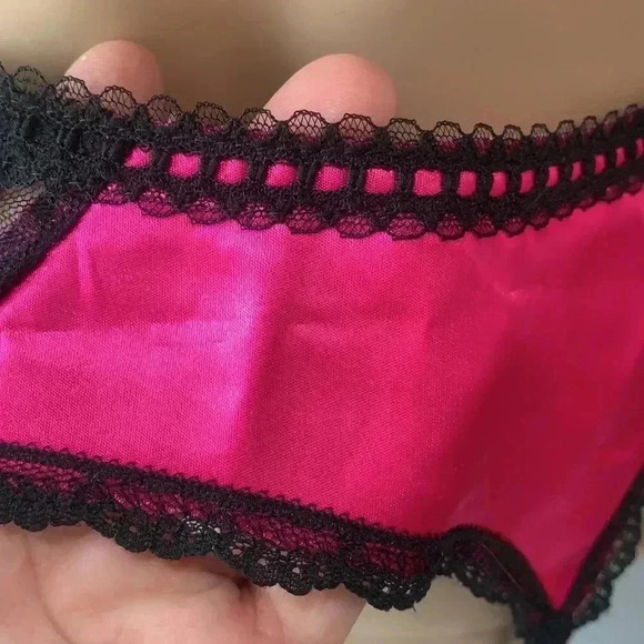 Vintage E. Bole 80’s neon pink black lace garter belt - Picture 10 of 13